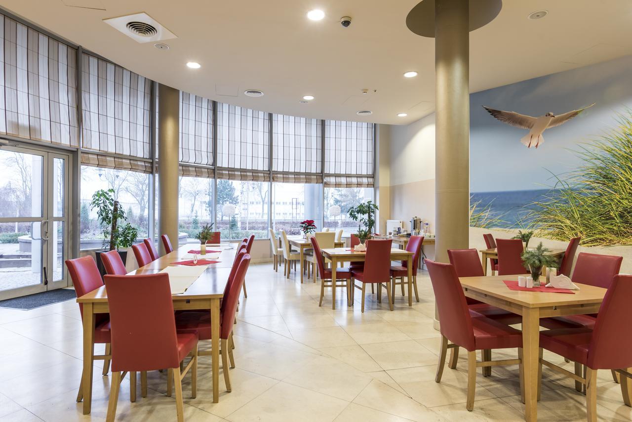 Willa Wiosenna Hotel Ozarow Mazowiecki Ngoại thất bức ảnh