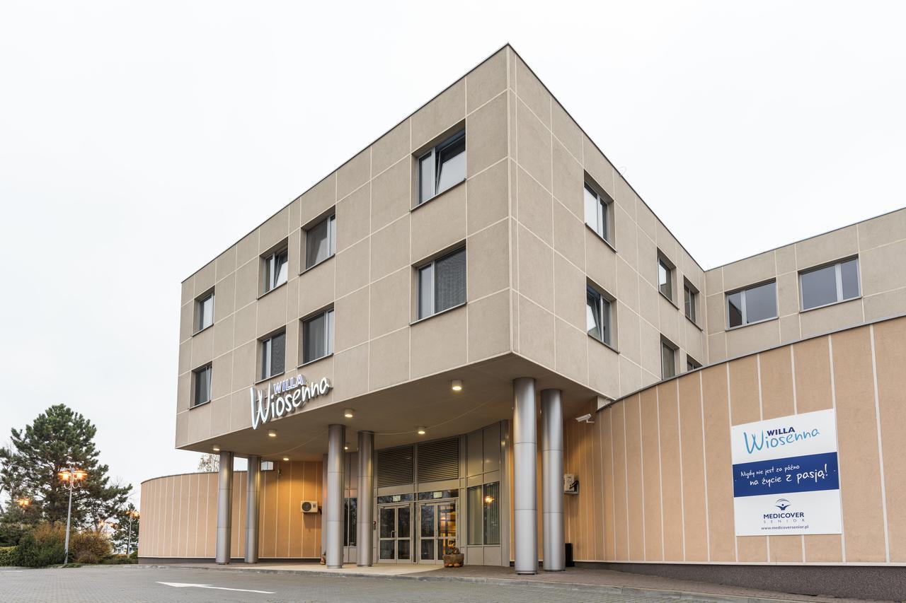 Willa Wiosenna Hotel Ozarow Mazowiecki Ngoại thất bức ảnh
